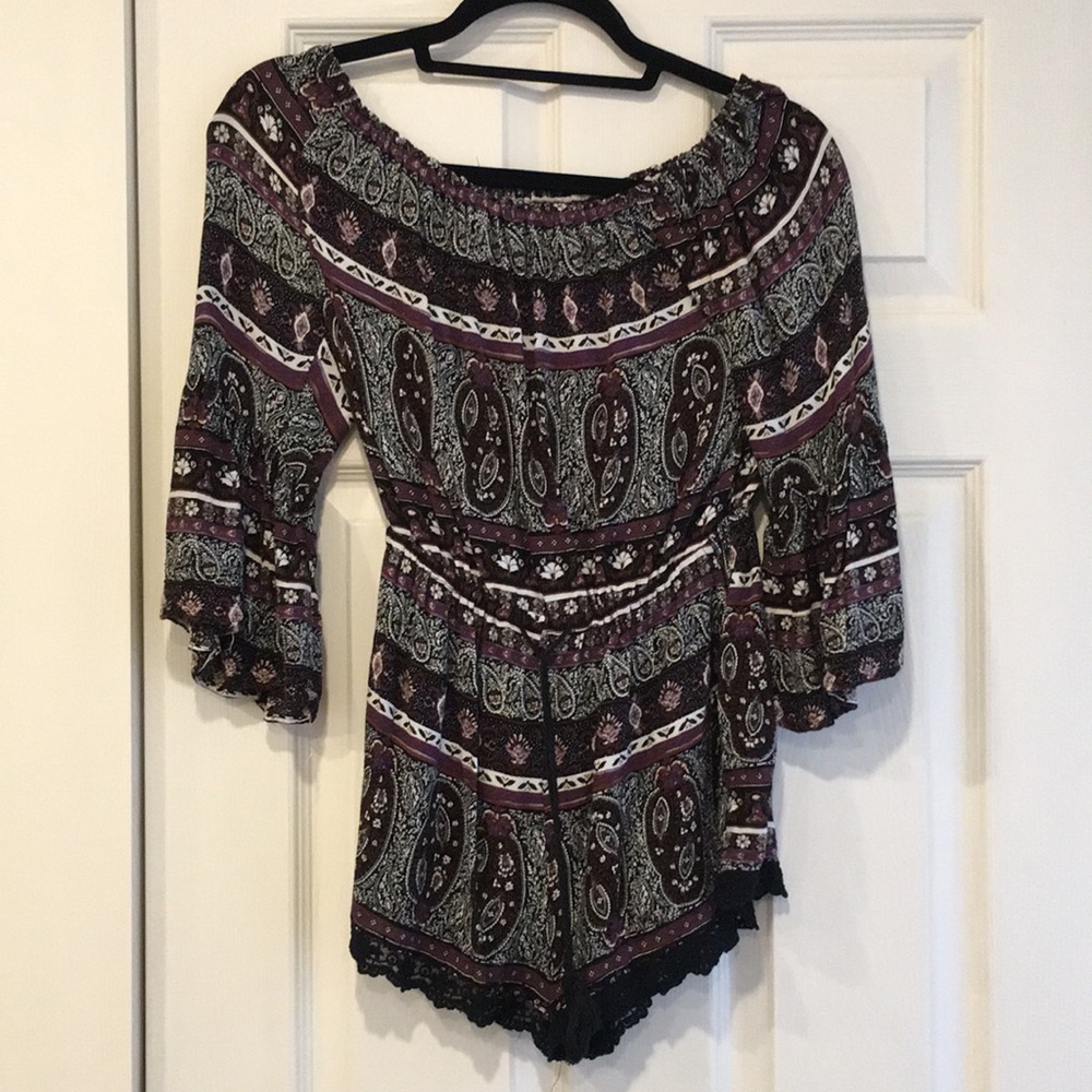 Forever 21 Purple Pattern Romper Size Small